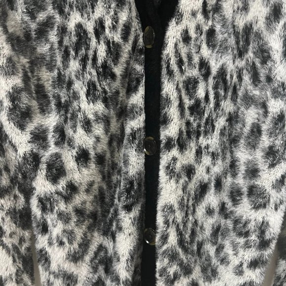 Ann Taylor Animal Print Fluffy Cardigan - Size M - NWOT - Picture 3 of 8